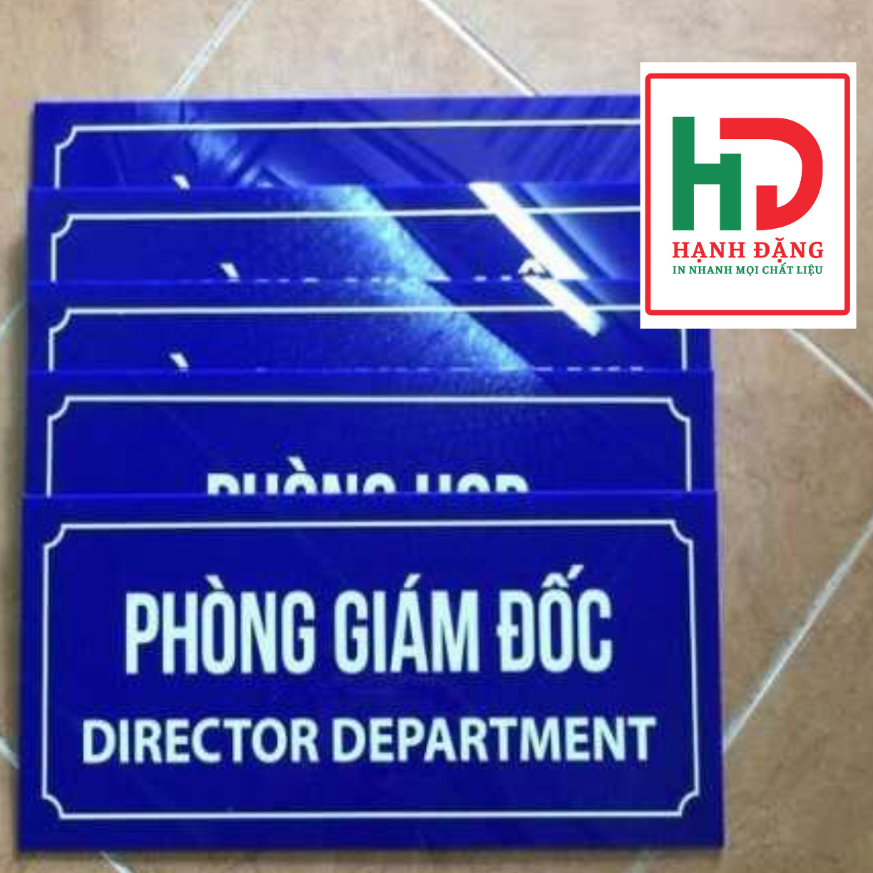 Biển Mica Phòng Ban Cao Cấp